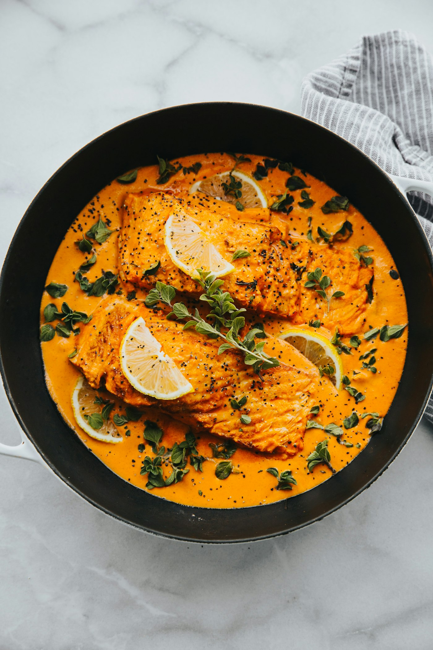 Fish curry with lemon and curry leaves